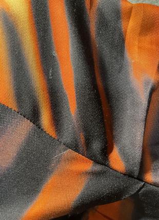 Спідниця асиметрична prettylittlething принт тигр високий виріз нюанс10 фото