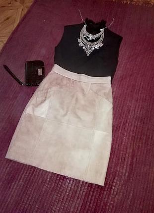 Стильная юбка замш