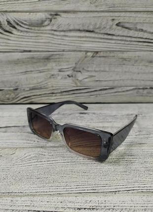 Солнцезащитные очки  женские в прозрачной  оправе