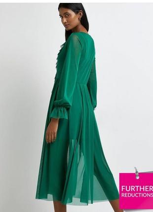 Зеленое платье с воланом3 фото