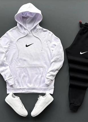 Весняний костюм з лого nike ( в наявності біле та чорне )