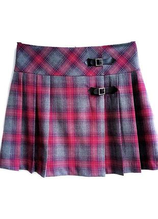 Нова коротенька спідниця у стилі преппі papaya.