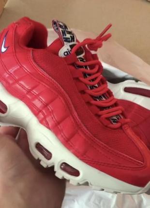 Шикарные женские кроссовки nike air max 95 red5 фото