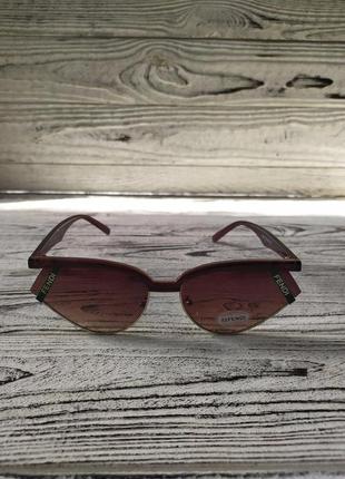 Солнцезащитные очки женские коричневые в пластиковой оправе2 фото