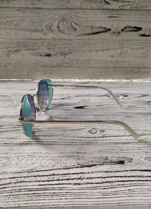 Солнцезащитные очки женские в металлической оправе3 фото
