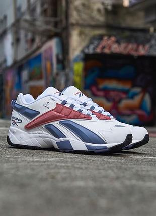 Кроссовки в стиле ретро reebok intvl 96 fw1879