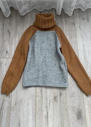 Фірмовий теплий светер1 фото