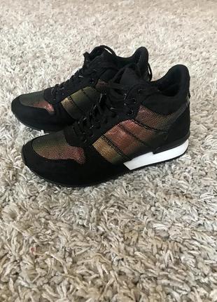 Кросівки aldo.