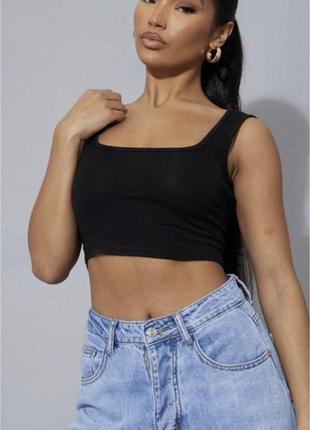 Стильный черный топ