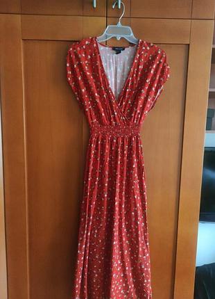 Плаття літнє  міді без рукавів в квіточку