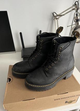 Черевики dr. martens