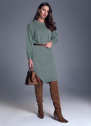 Вязаное зеленое хаки платье в стиле оверсайз1 фото