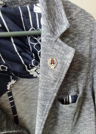 Значки для піджака5 фото