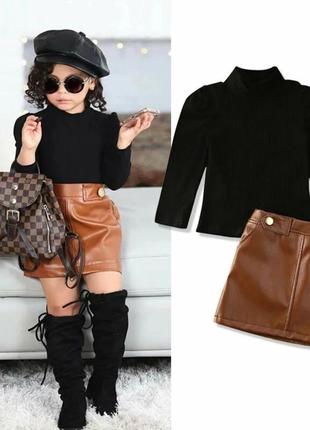 Стильний комплект гольф та спідниця