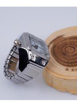 Часы-кольцо на палец кварцевые (бел. циферблат) арт. 02300