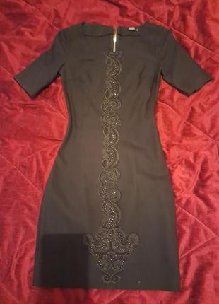 Красиве нарядное платье