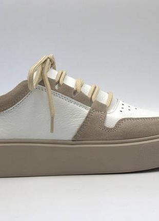 Легкие бежевые, белые кроссовки кожаные кеды женская весенняя обувь.8 фото