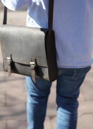 Стильная мужская сумка-мессенджер (натуральная кожа)1 фото