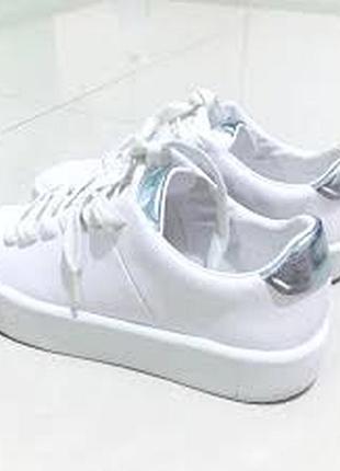 Класичні кеди zara, білого кольору
