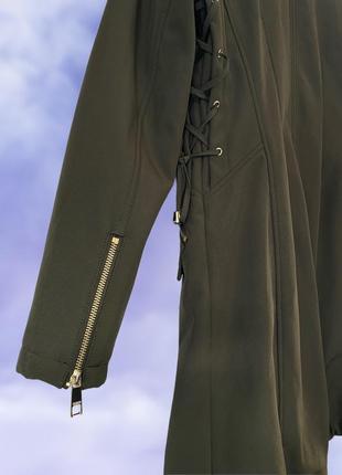 Женское длинное пальто хаки guess5 фото