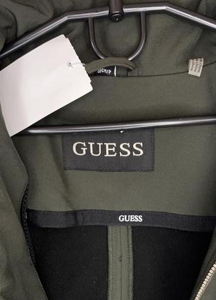 Женское длинное пальто хаки guess4 фото