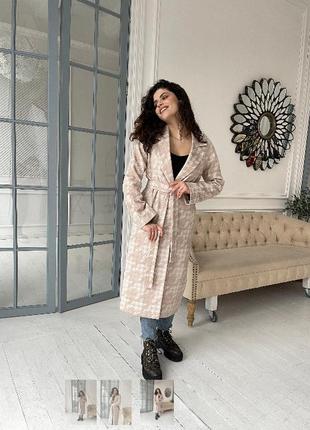 Жіноче довге актуальне брендове пальто з принтом7 фото