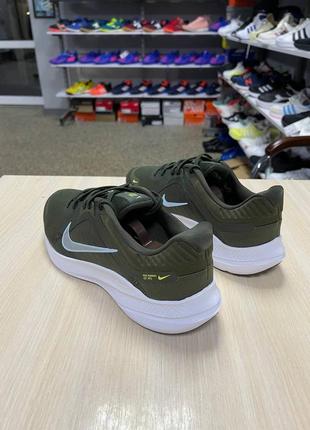 Кросівки nike quest 5 olive5 фото