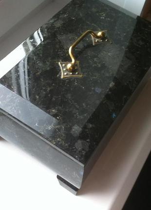 Шкатулка из натурального камня лабрадора 22.5*14*9