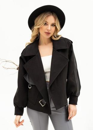 Черная кашемировая куртка с кожаными вставками