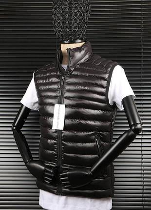 Мужская стеганая жилетка calvin klein, сезон весна/осень, цвет черный, размер xl