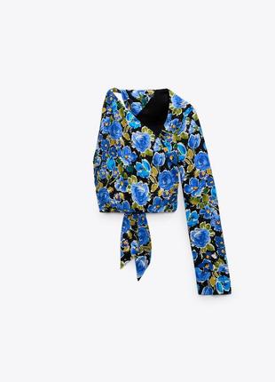 Топ     zara