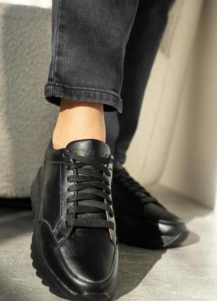 Жіночі кросівки шкіряні весна-осінь чорні на платформі розміри 36,37,38,39,40,415 фото