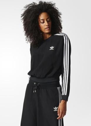 Топ adidas