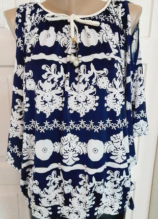 Оригінальна святкова блуза з відкритим плечем та летючим кукавом.blue vanilla