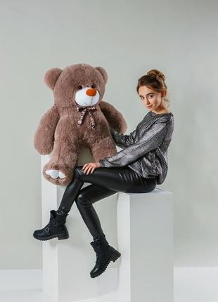 М'яка плюшева іграшка — ведмідь "вія" різних кольорів висота — від 110 до 340 см матеріал — плюш