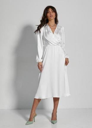 Ніжне молочне жіноче плаття із шовку з довгим рукавом для урочистостей 42, 46, 48