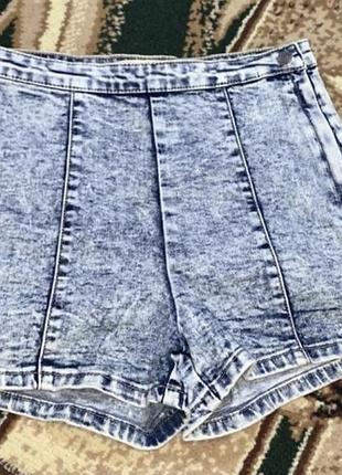 Джинсовые шорты sinsay