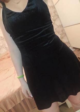 Блестящее велюровое чёрное платье5 фото