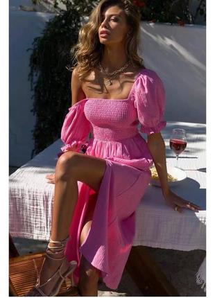Нежное женское платье миди с разрезом, розовое женское платье с коротким рукавом1 фото