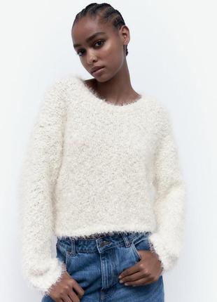Zara пушистый свитер в наличии