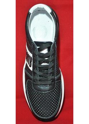 Акция! кроссовки из натуральной кожи летние осенние черные с перфорацией. размеры 40, 41, 43, 44, 45.6 фото