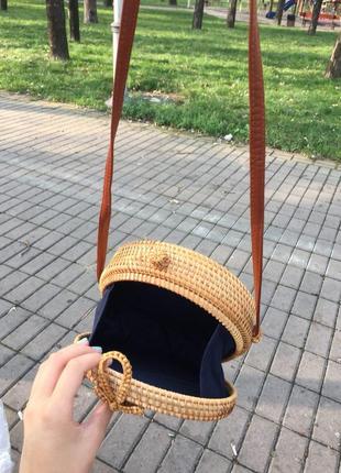 Круглая плетеная сумочка zara2 фото