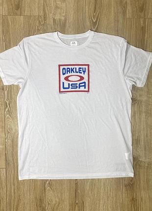 Oakley футболка