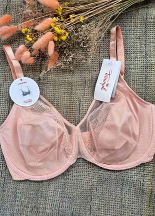 Бюстгальтер triumph lace spotlite на великі груди персиково бежевый 75f