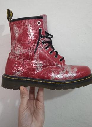 Ботинки dr martens.