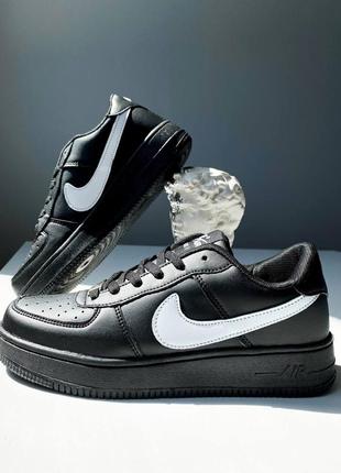 Кроссовки nike air force black white badge🔝
