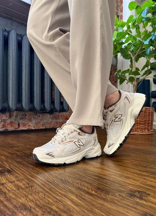 Кроссовки женские new balance 725 series low tops retro unisex beige