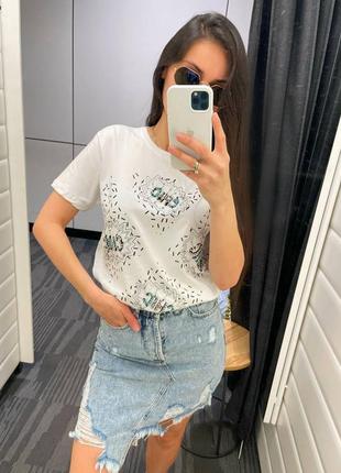 Футболка женская вышитая камнями 3 цвета