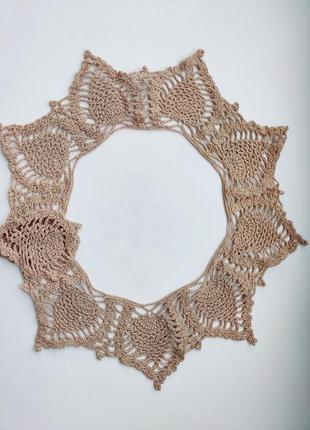 Вязаный крючком воротничок