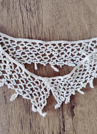 Вязаный крючком воротничок